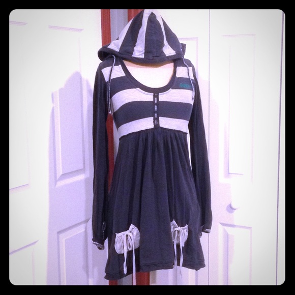 Super Dry dress with pockets! - Picture 4 of 7